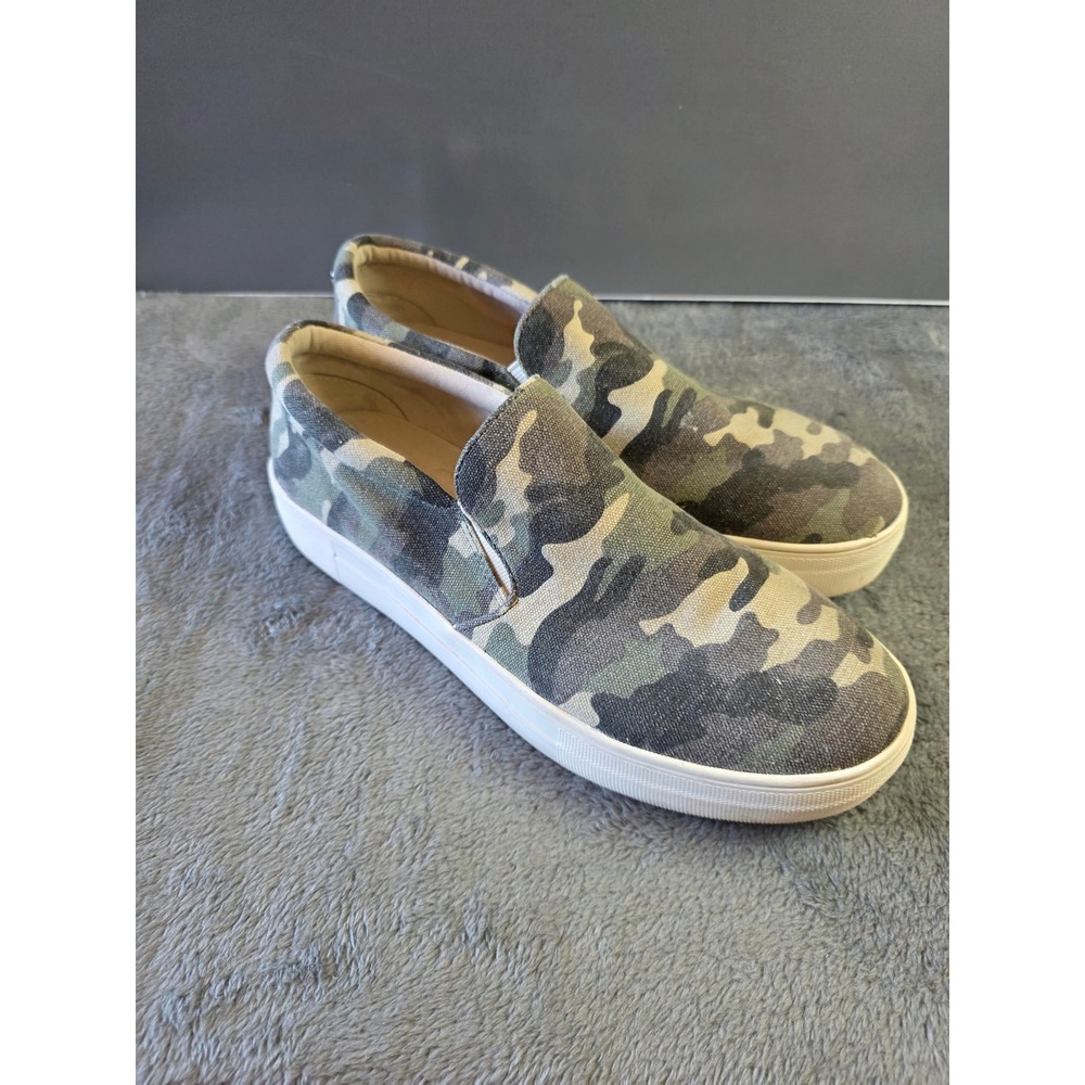 Steve Madden GillsC Mens 11 Camo Slip On Sneakers Green Canvas Platform GILL11S1